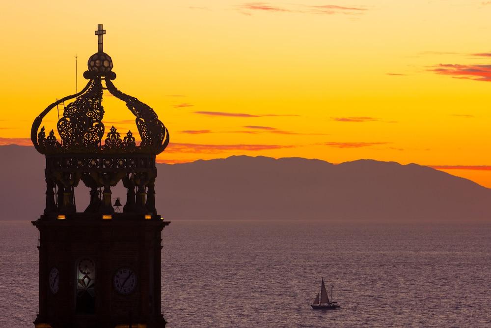 Los Arcos Suites Puerto Vallarta Exterior photo